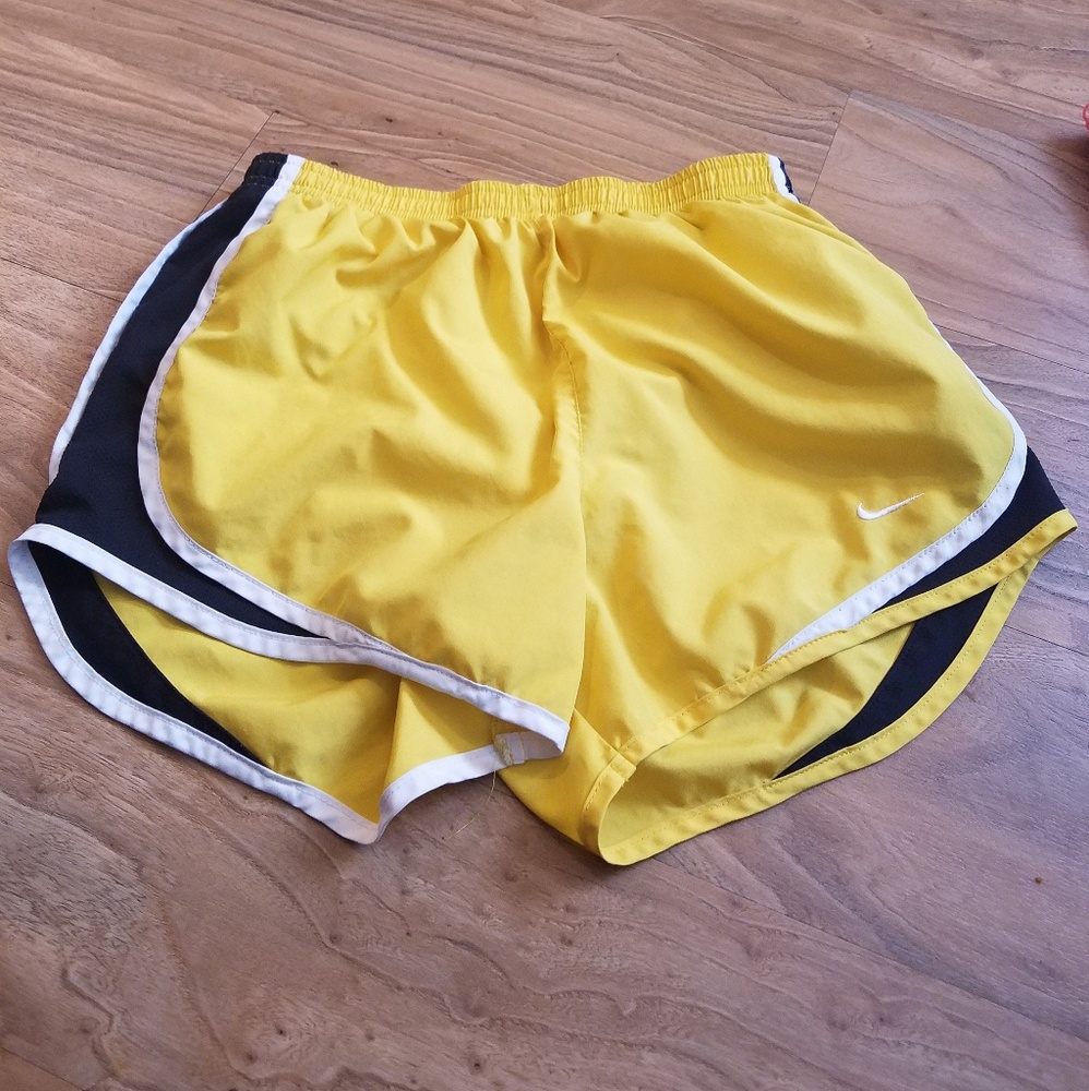 Running shorts
